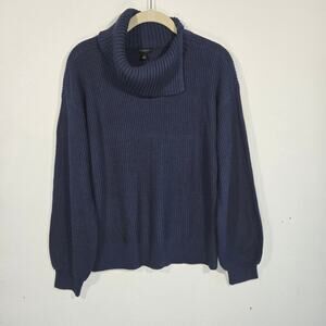 Talbot Women's Shaker Stitch Split Neck Sweater. Size Medium